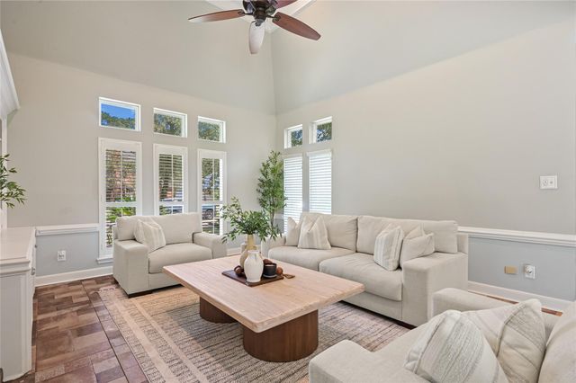 5522 Sycamore Creek Drive, Houston, TX 77345