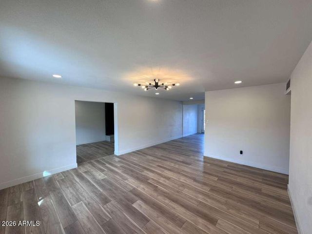 108 E MONTE Way, Phoenix, AZ 85042