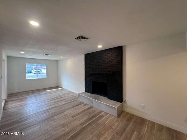 108 E MONTE Way, Phoenix, AZ 85042