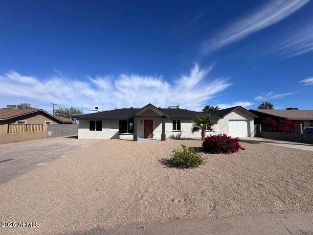 108 E MONTE Way, Phoenix, AZ 85042