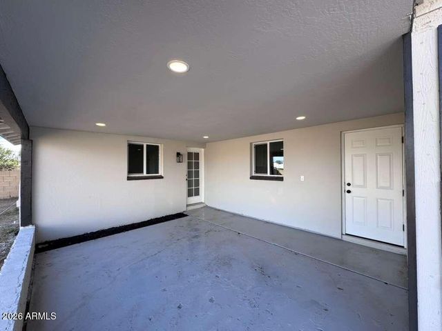 108 E MONTE Way, Phoenix, AZ 85042