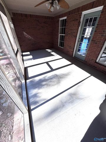 2329 Little Cove Road, Owens Cross Roads, AL 35763