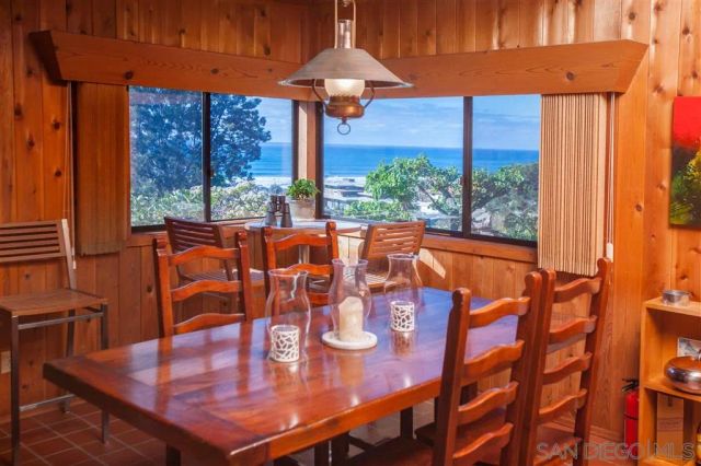 422 Culebra St., Del Mar, CA 92014