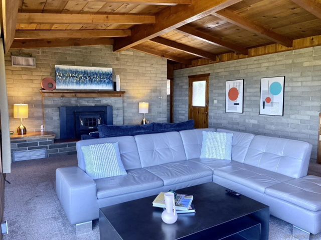 422 Culebra St., Del Mar, CA 92014
