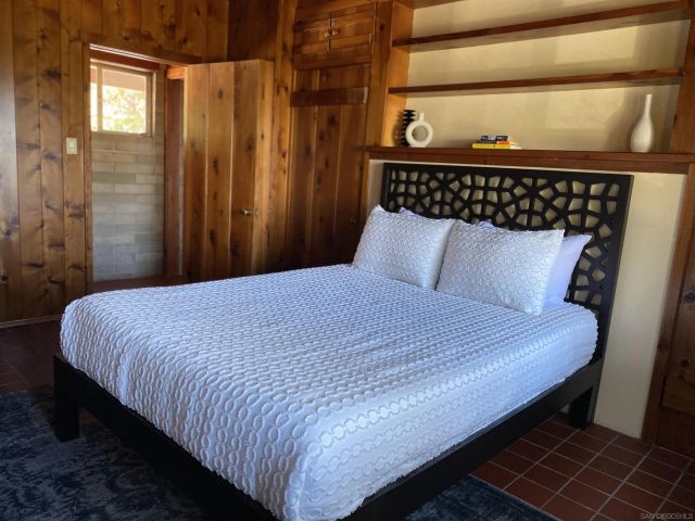 422 Culebra St., Del Mar, CA 92014