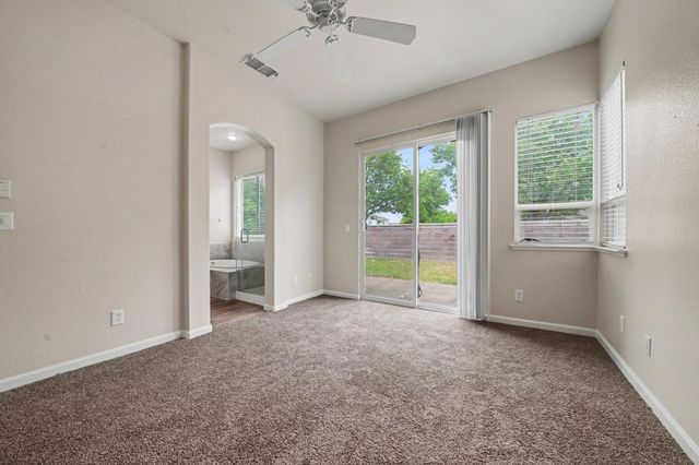 9728 Sand Hollow Way, Elk Grove, CA 95757