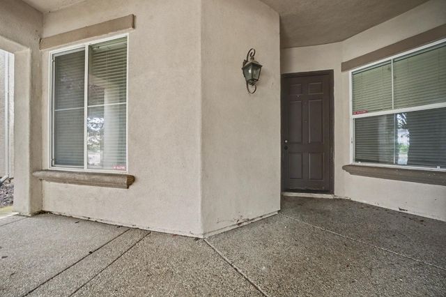 9728 Sand Hollow Way, Elk Grove, CA 95757