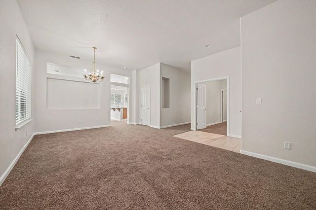 9728 Sand Hollow Way, Elk Grove, CA 95757