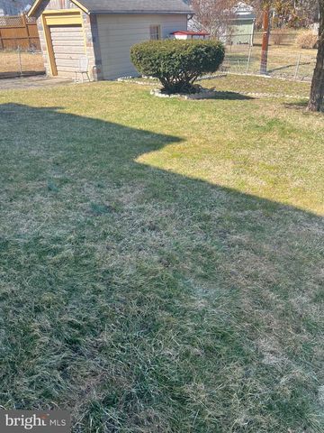 4406 HOOPER AVE, Baltimore, MD 21229