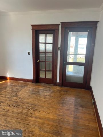 4406 HOOPER AVE, Baltimore, MD 21229