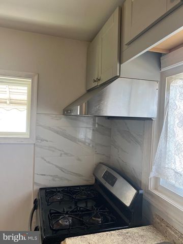 4406 HOOPER AVE, Baltimore, MD 21229