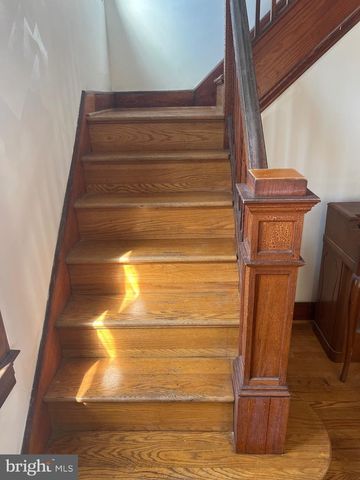 4406 HOOPER AVE, Baltimore, MD 21229