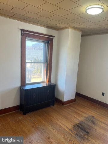 4406 HOOPER AVE, Baltimore, MD 21229