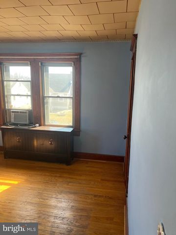 4406 HOOPER AVE, Baltimore, MD 21229