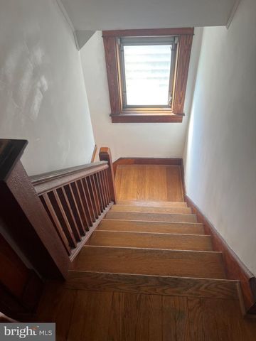 4406 HOOPER AVE, Baltimore, MD 21229