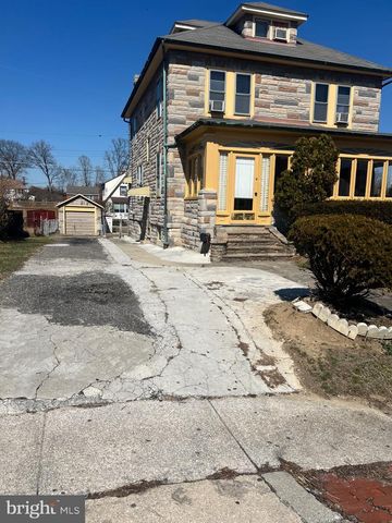 4406 HOOPER AVE, Baltimore, MD 21229