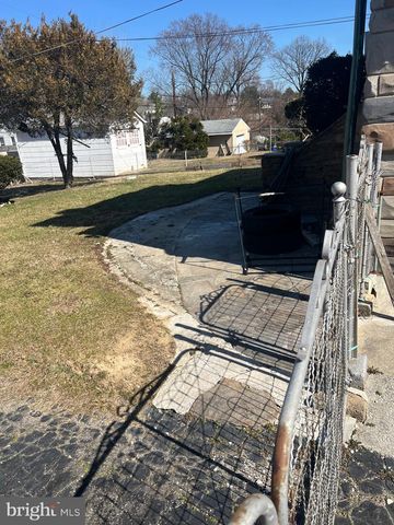 4406 HOOPER AVE, Baltimore, MD 21229