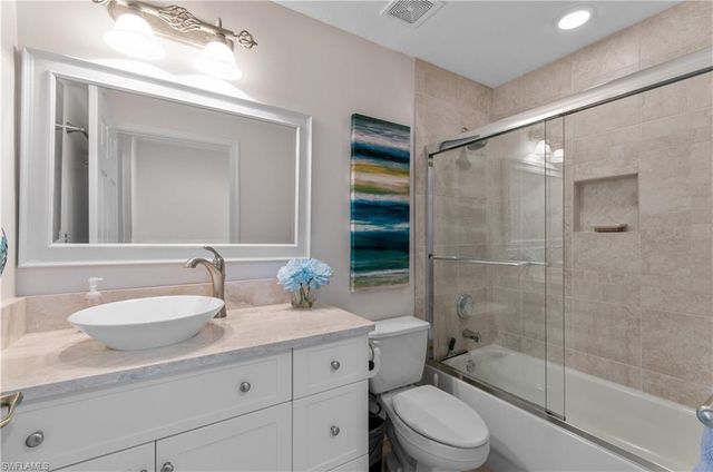 7120 Timberland CIR 101, Naples, FL 34109