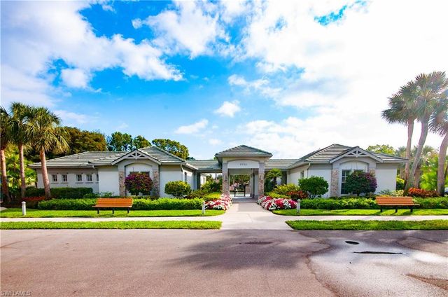 7120 Timberland CIR 101, Naples, FL 34109