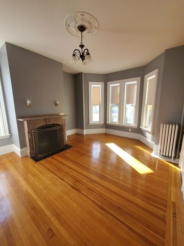 171 Lowell St 1, Peabody, MA 01960