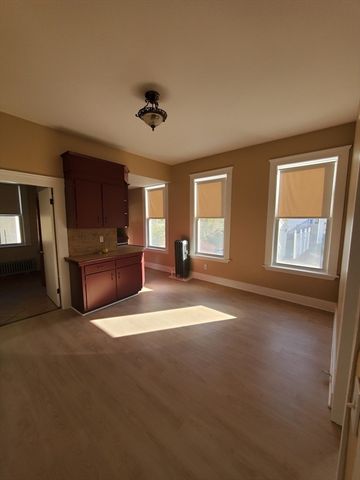 171 Lowell St 1, Peabody, MA 01960