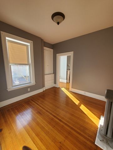 171 Lowell St 1, Peabody, MA 01960