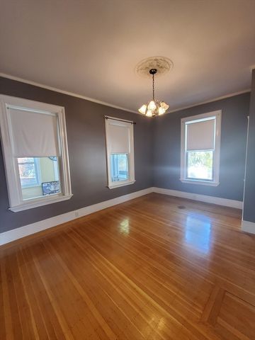 171 Lowell St 1, Peabody, MA 01960