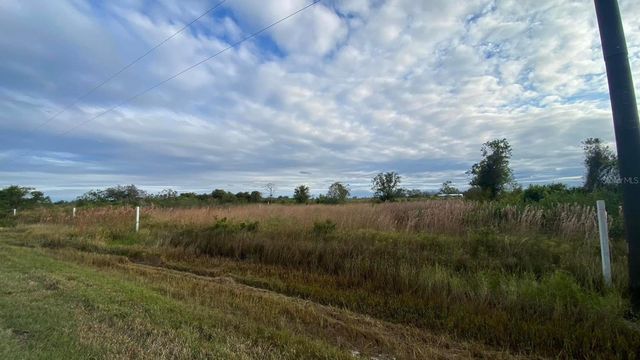 18982 260TH STREET, Okeechobee, FL 34972