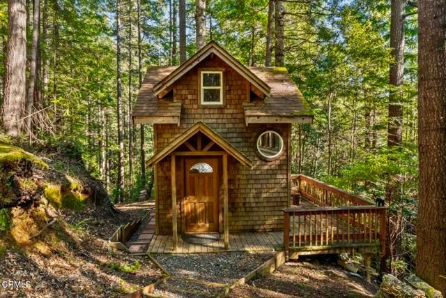 40401 Little River-Airport Road, Little River, CA 95456