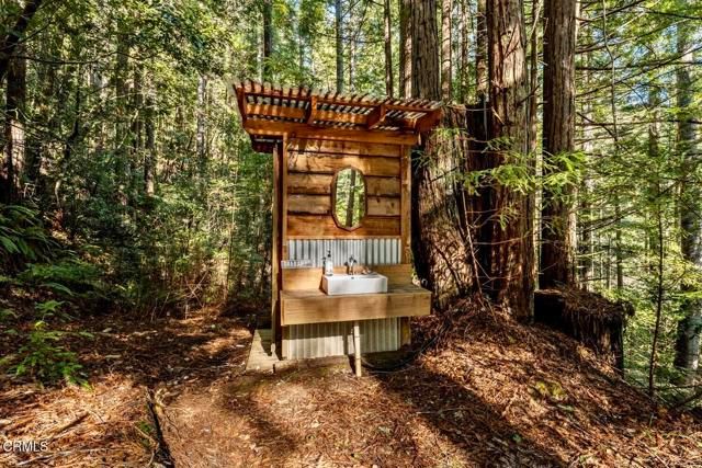 40401 Little River-Airport Road, Little River, CA 95456