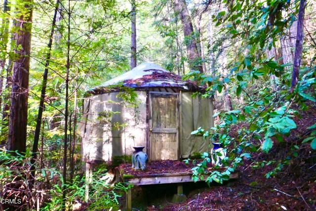 40401 Little River-Airport Road, Little River, CA 95456