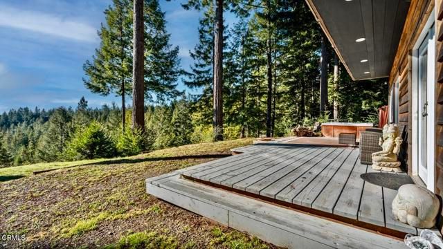 40401 Little River-Airport Road, Little River, CA 95456