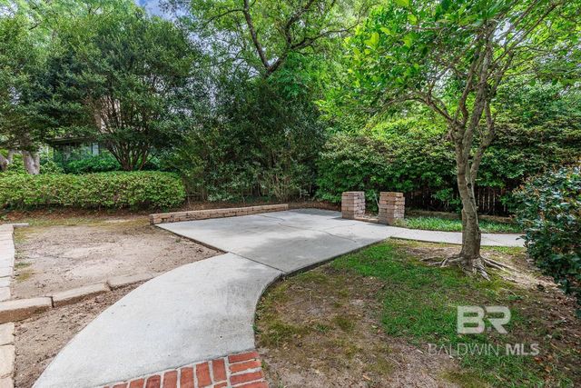 4 Echo Lane, Fairhope, AL 36532