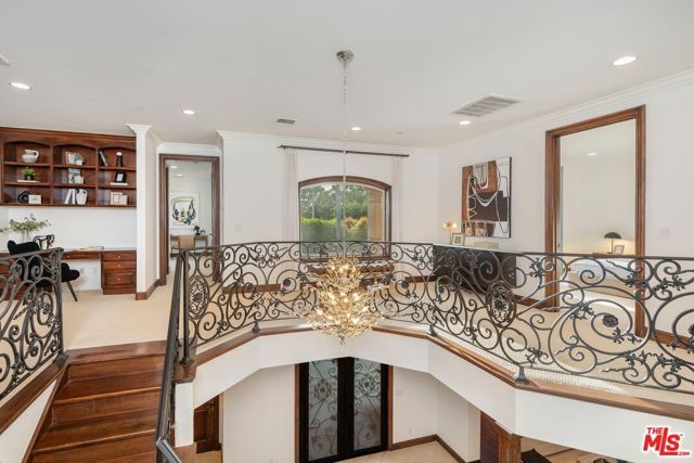 5018 Woodley Avenue, Encino (los Angeles), CA 91436
