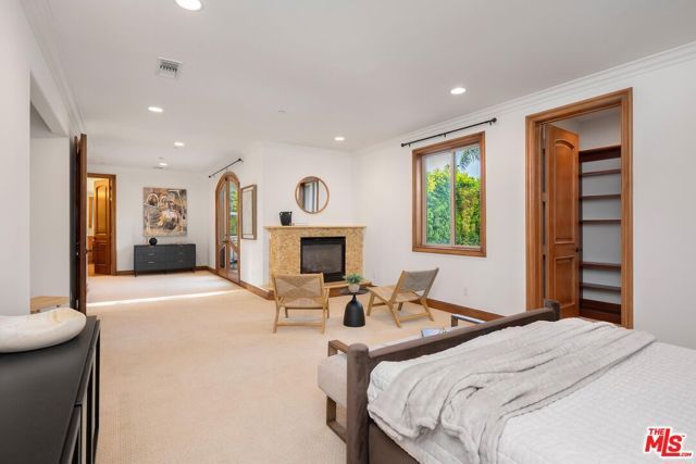 5018 Woodley Avenue, Encino (los Angeles), CA 91436