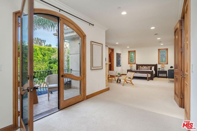 5018 Woodley Avenue, Encino (los Angeles), CA 91436