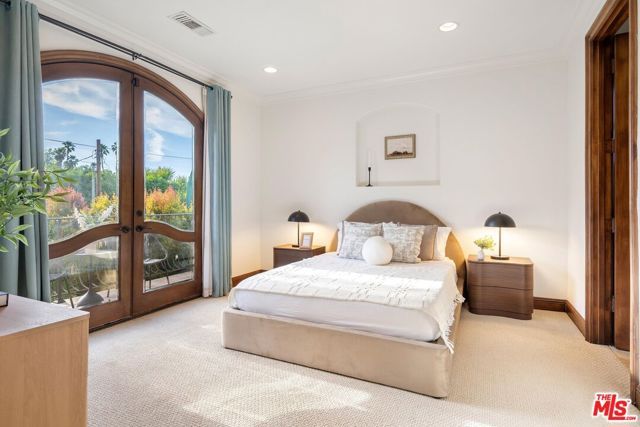 5018 Woodley Avenue, Encino (los Angeles), CA 91436