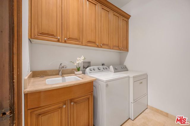 5018 Woodley Avenue, Encino (los Angeles), CA 91436