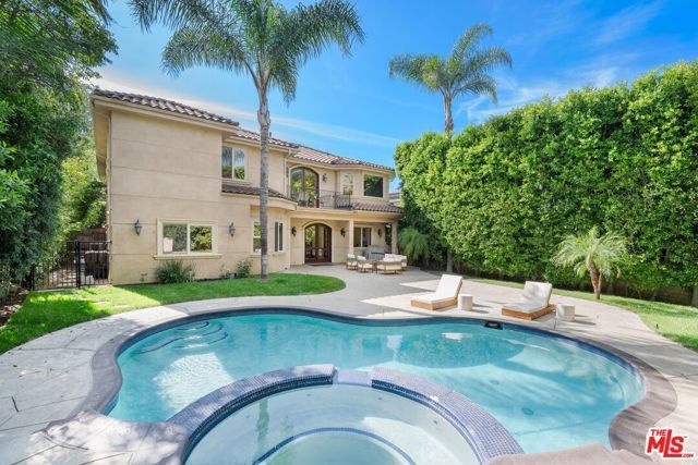 5018 Woodley Avenue, Encino (los Angeles), CA 91436