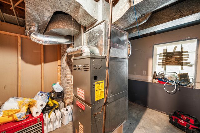 2109 N Karlov Avenue, Chicago, IL 60639