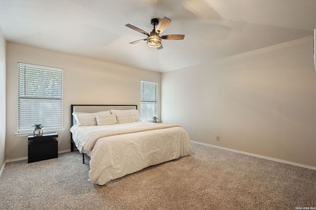 126 Golden Way, Universal City, TX 78148