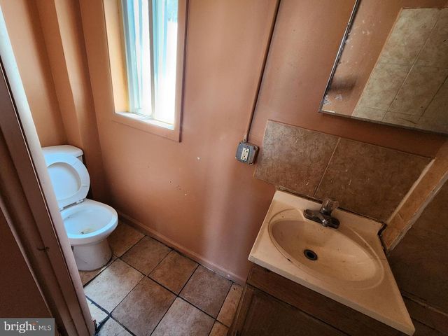 101 S PAYSON ST, Baltimore, MD 21223