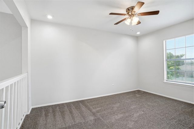 9548 Jennie Lee Lane, Dallas, TX 75227