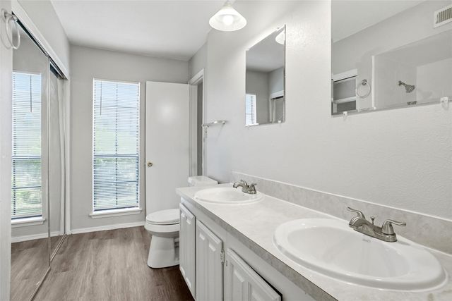 9548 Jennie Lee Lane, Dallas, TX 75227