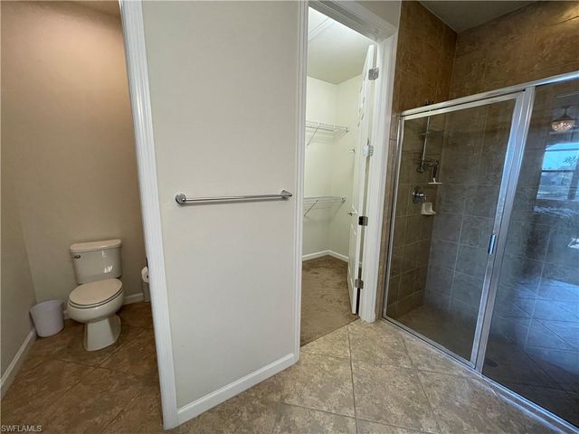 7631 Jacaranda LN, Naples, FL 34114