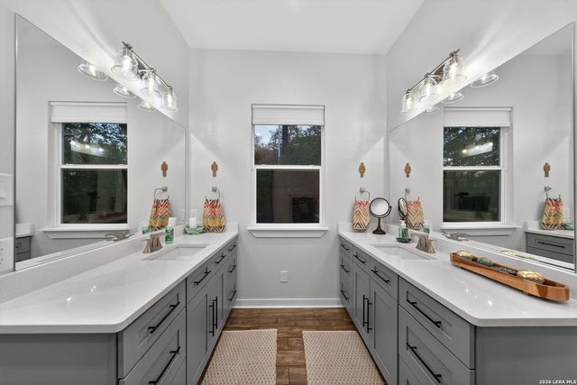 10770 MESQUITE FLT, Helotes, TX 78023