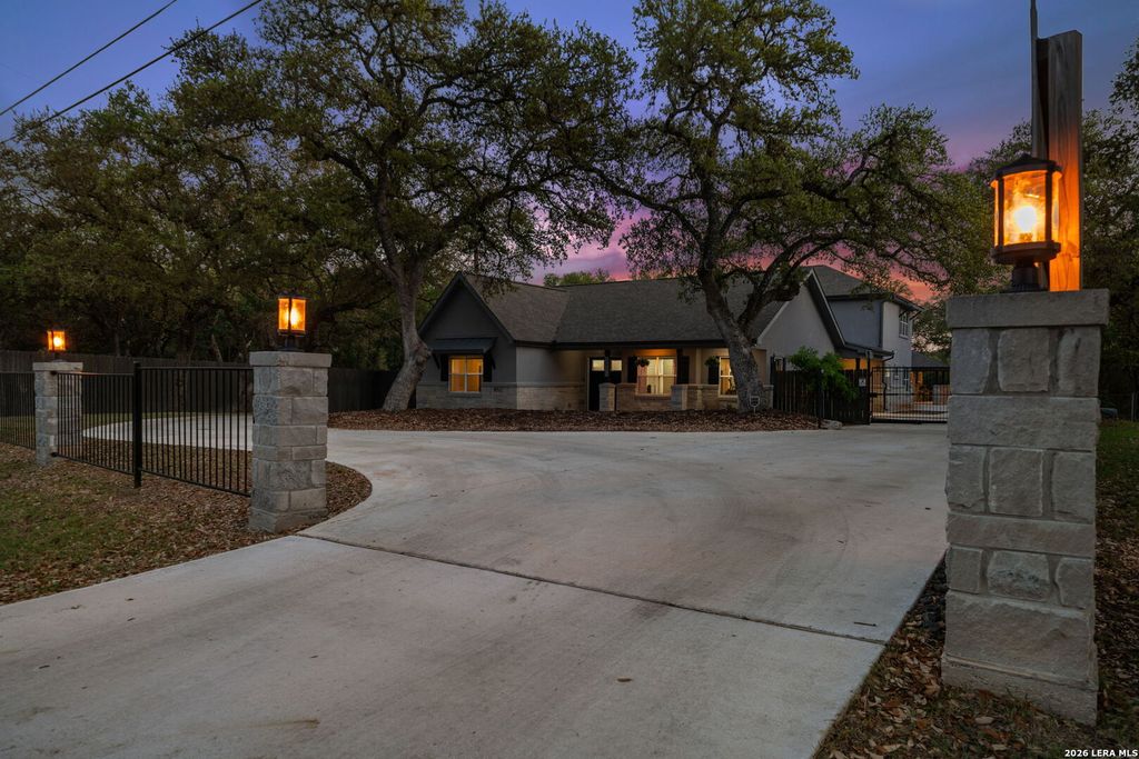 10770 MESQUITE FLT, Helotes, TX 78023