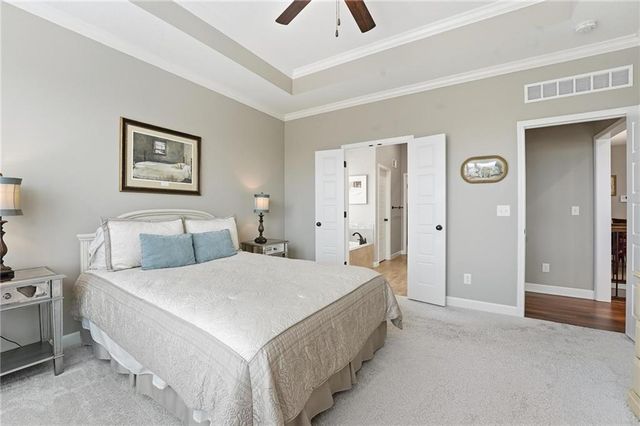 109 SE Riley Street, Blue Springs, MO 64064