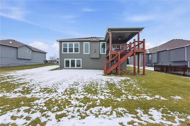 109 SE Riley Street, Blue Springs, MO 64064