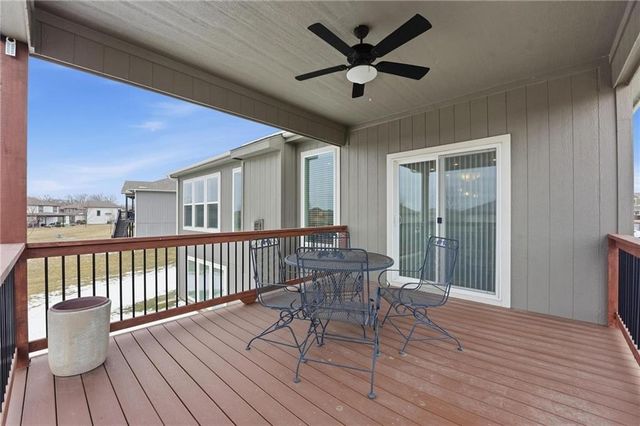 109 SE Riley Street, Blue Springs, MO 64064